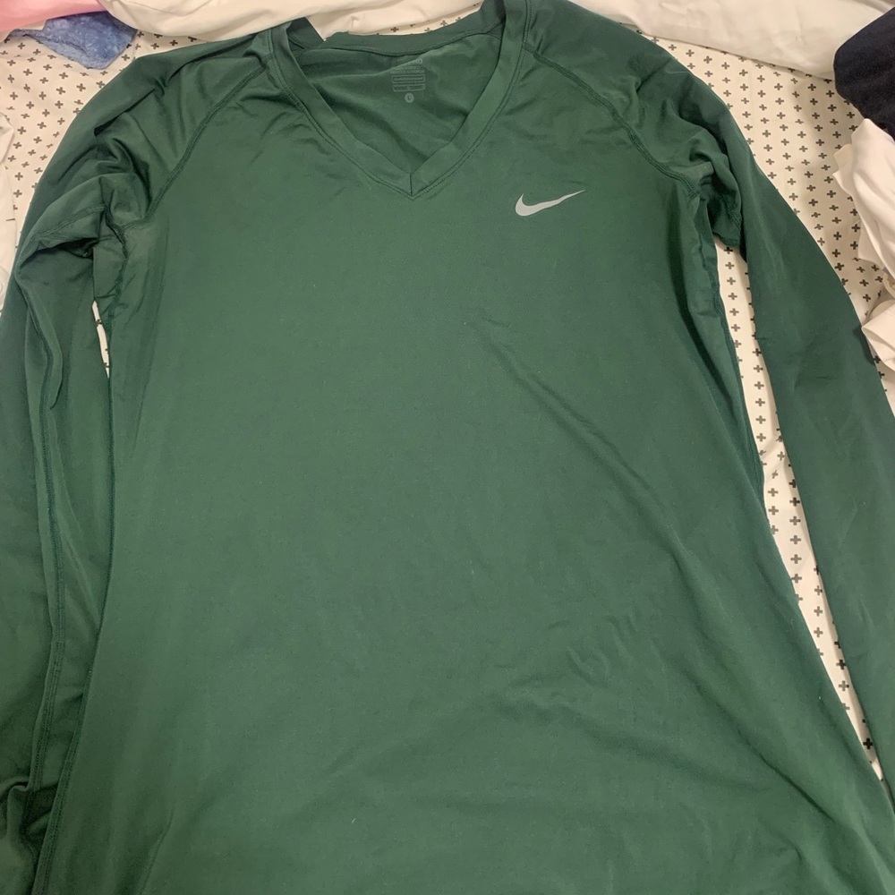 Nike long sleeve dri fit
